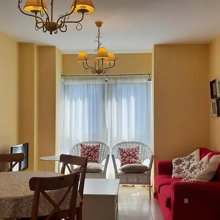 Con Vistas, Ascensor Y Parking En Apartmán *