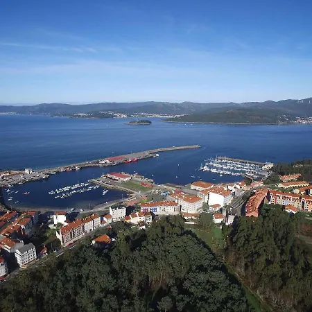 Con Vistas, Ascensor Y Parking En Portosin